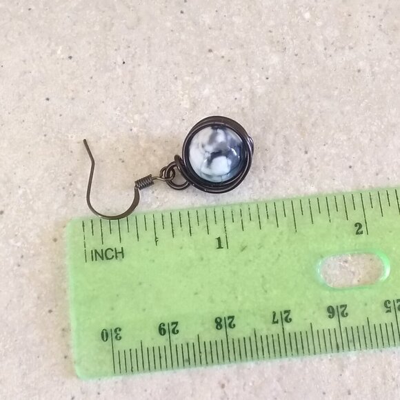 Black Dragonvein Agate Globes ~ Short Wire Wrapped Dangle Earrings ~ Goth Grunge - Picture 4 of 6